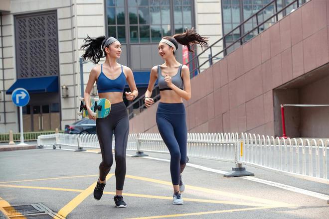 明博体育中国官方既然有氧运动可以减肥为什么还要多做撸铁训练？(图1)